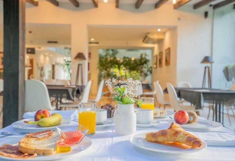 هتل روستایی Torres De Somo