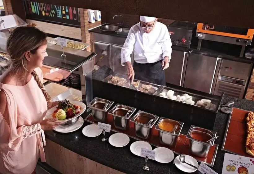 בית מלון כפרי Sandos Benidorm Suites