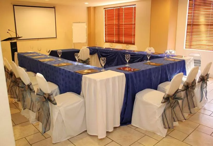 هتل Seminole Managua