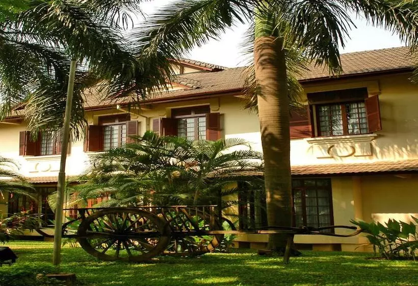 فندق Settha Palace