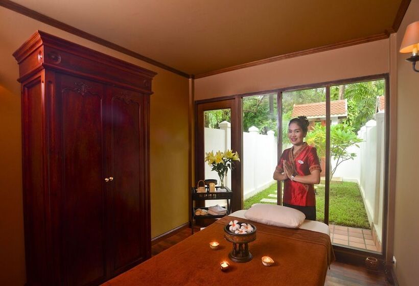 בית מלון כפרי Settha Palace