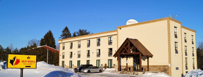 Отель Red Maple Inn And Suites