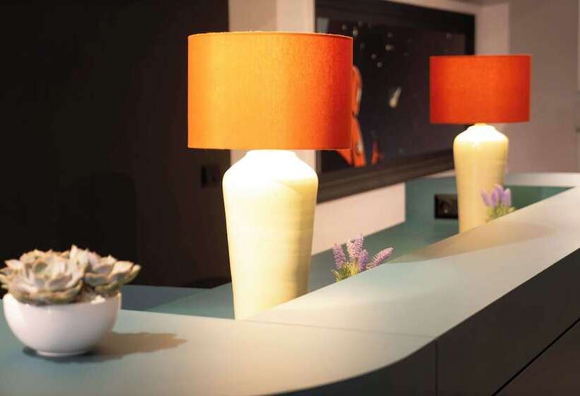 Maria Luisa by Introvert Hotels