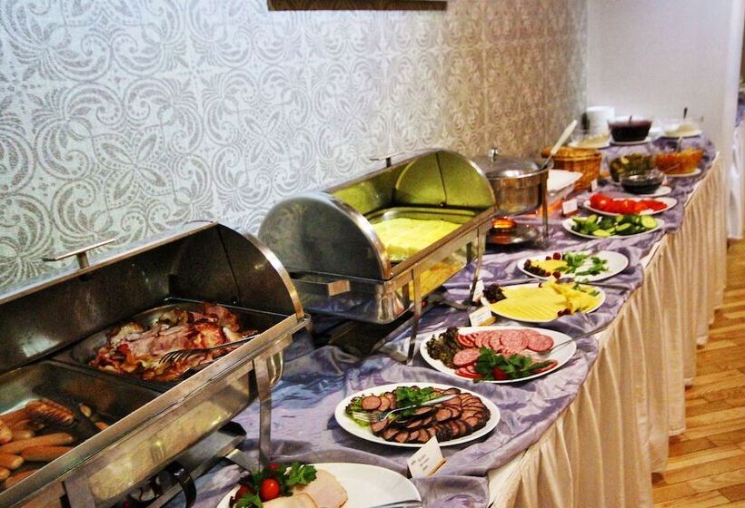 Nb Hotel With Free Parking