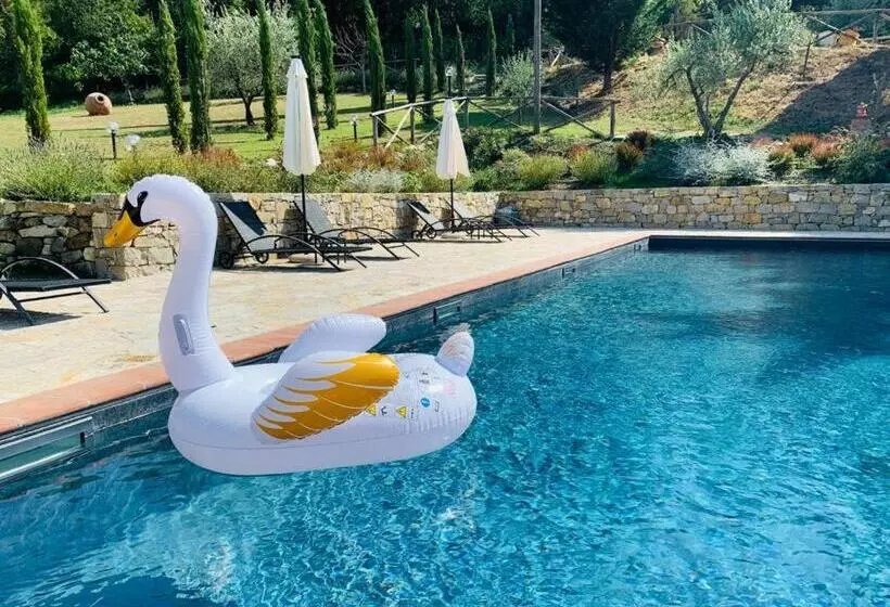 ホテル Agriturismo Borgo Il Bonagino
