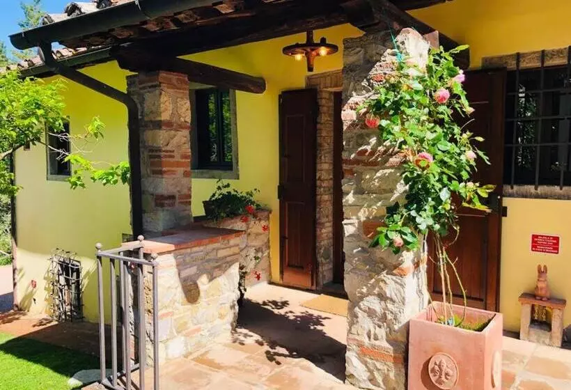 ホテル Agriturismo Borgo Il Bonagino
