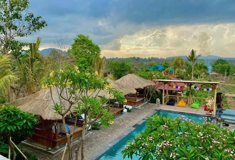 Hotelli Odiyana Bali Retreat