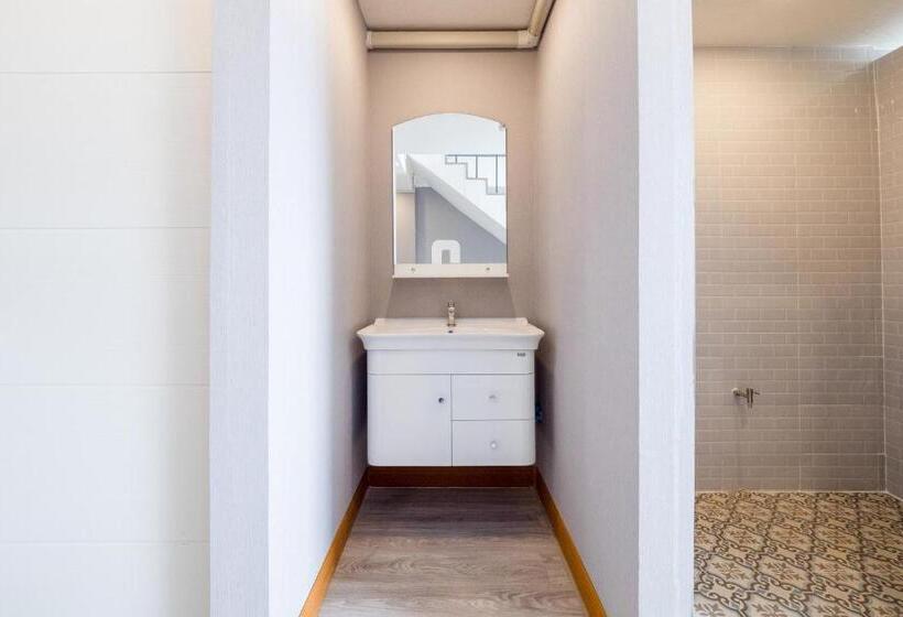 هتل Bossa House Hostel & Cafe