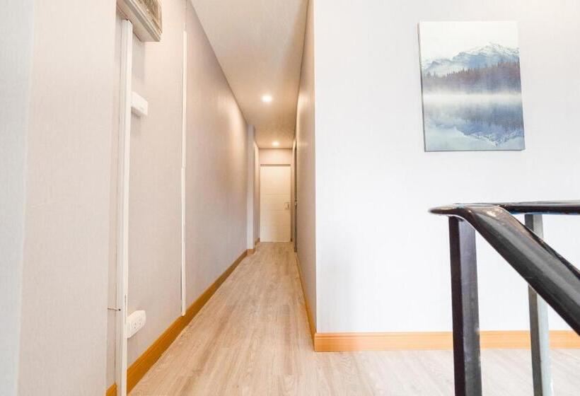 هتل Bossa House Hostel & Cafe