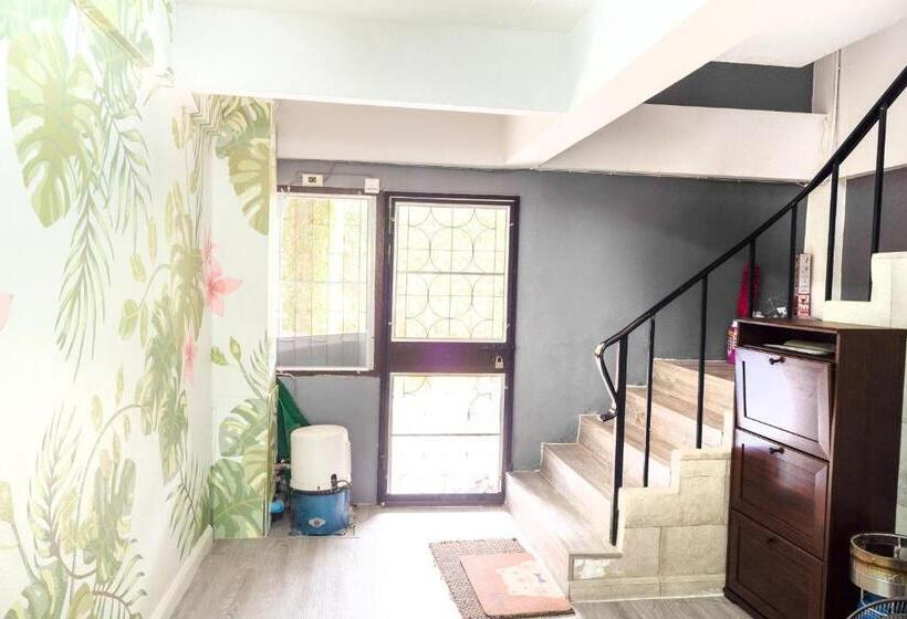 هتل Bossa House Hostel & Cafe