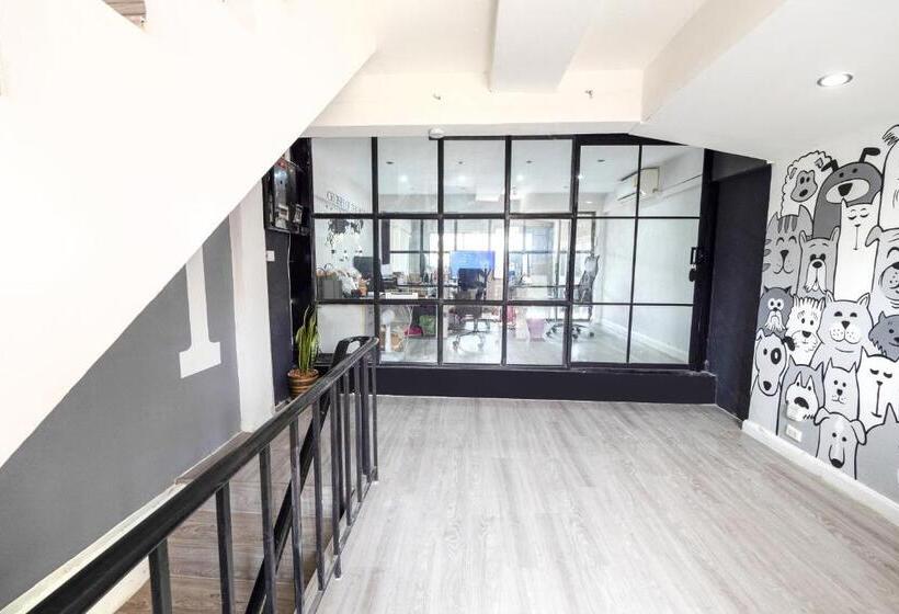 هتل Bossa House Hostel & Cafe