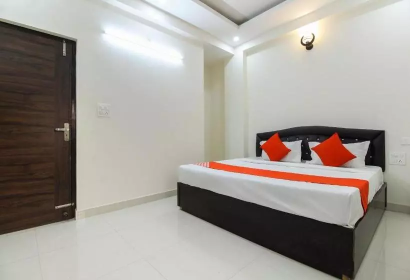 ホテル Oyo 62859 Krishna Cottage