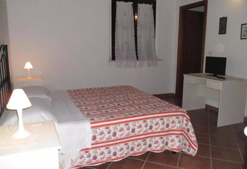 Maaseutuhotelli Poggio Petrella