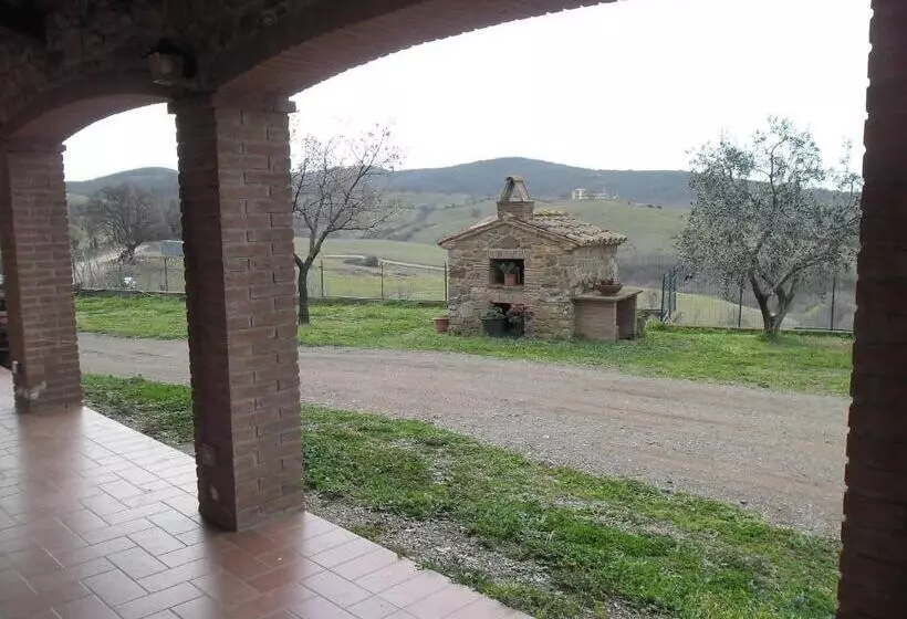 Maaseutuhotelli Poggio Petrella