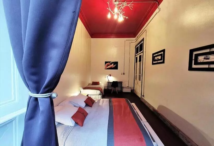 Maki Hostels & Suites Valparaiso