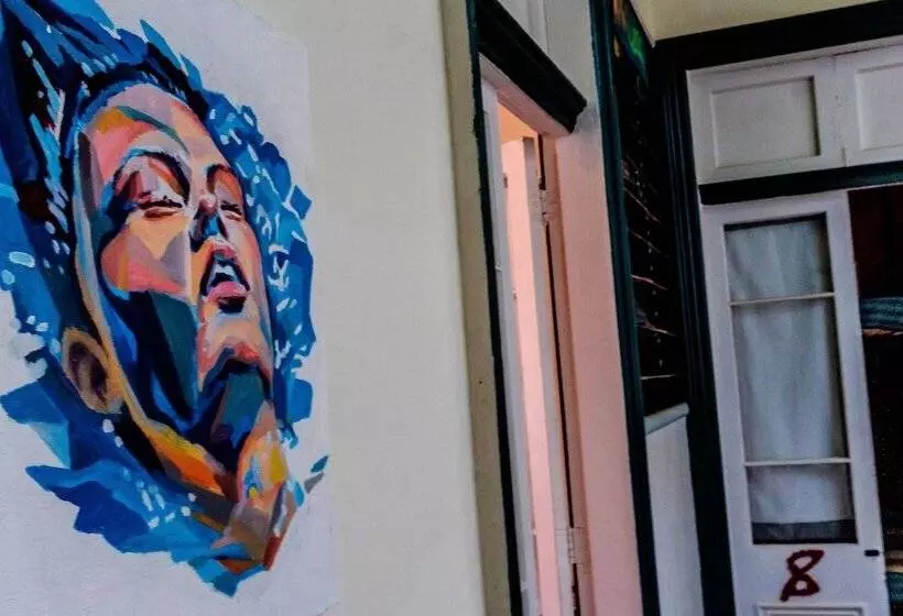 Maki Hostels & Suites Valparaiso