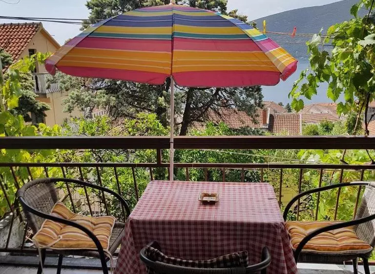 پانسیون Guest House Cinderella