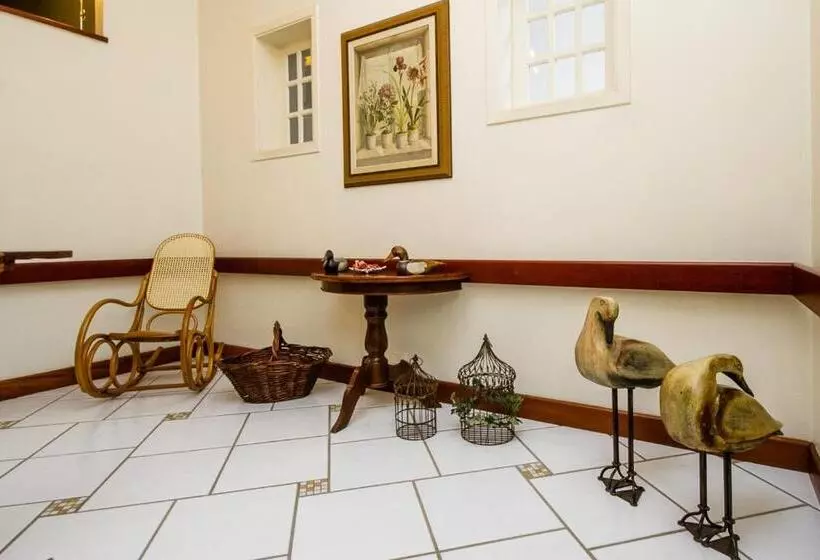 ペンション Pousada Casa Gialla Campos Do Jordao