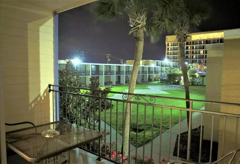 Royal Holiday Beach Resort