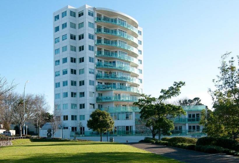 Top Of The Town Bed & Breakfast