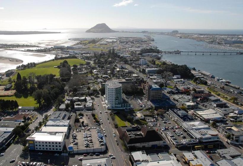 Top Of The Town Bed & Breakfast