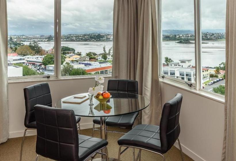 Top Of The Town Bed & Breakfast