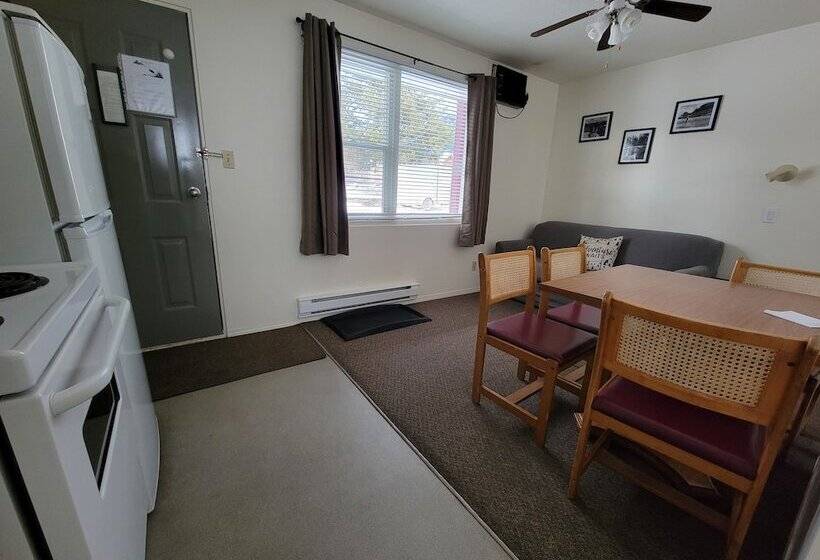 Mountain Springs Motel