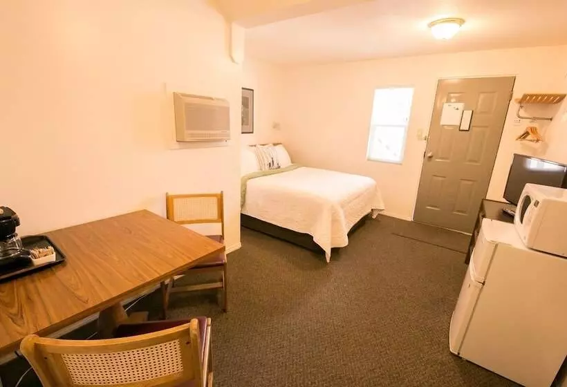 Mountain Springs Motel