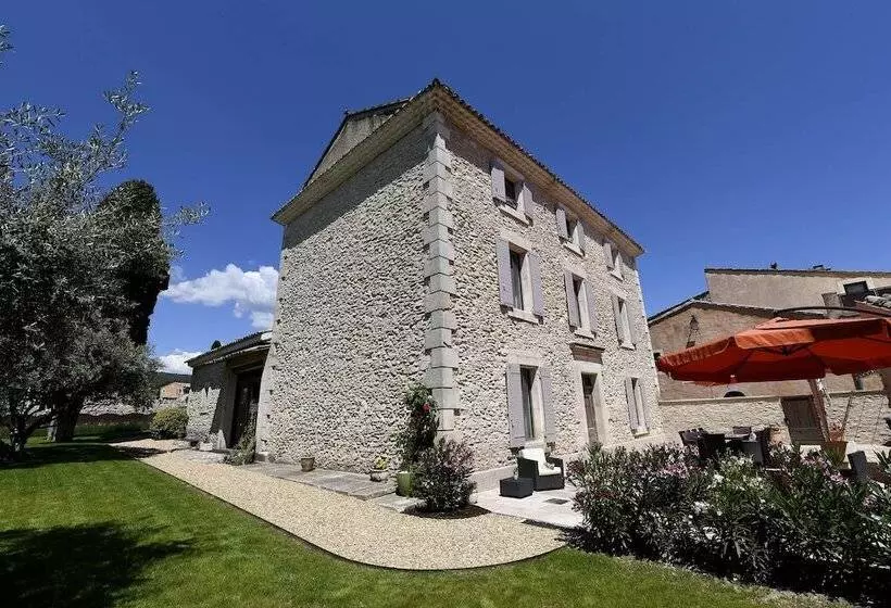 Aamiaismajoitus (B&B) Bastide Des Demoiselles