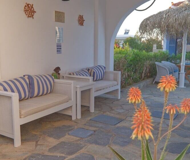 هتل Aquarius Village Agistri