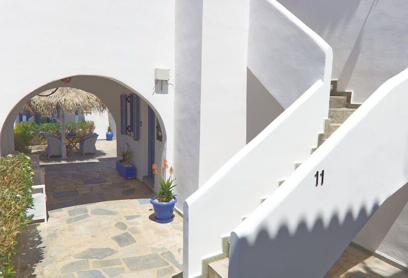 هتل Aquarius Village Agistri