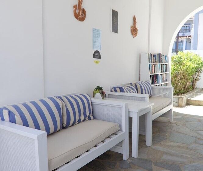 هتل Aquarius Village Agistri