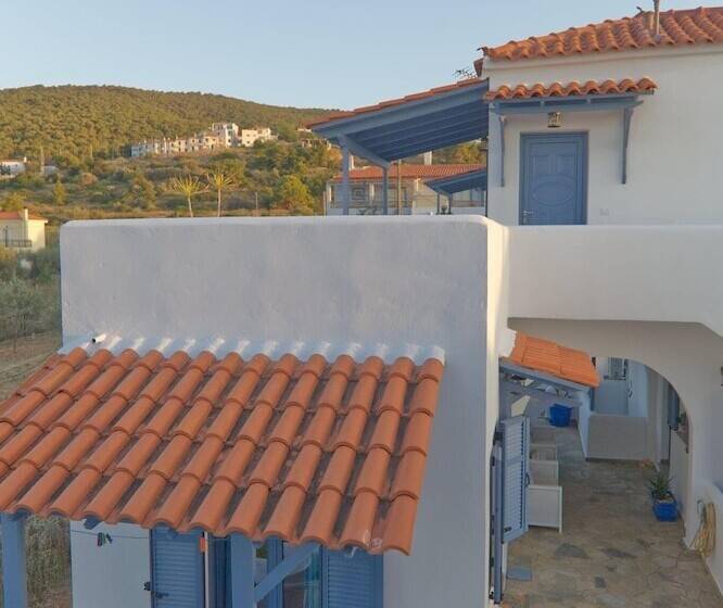 هتل Aquarius Village Agistri