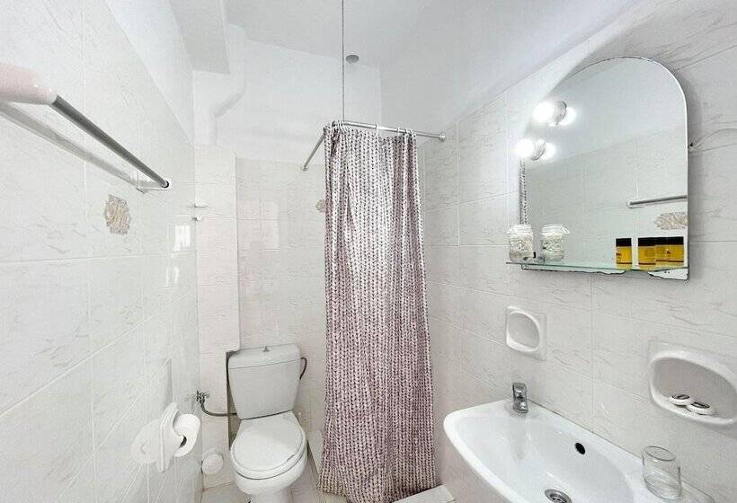 هتل Aquarius Village Agistri