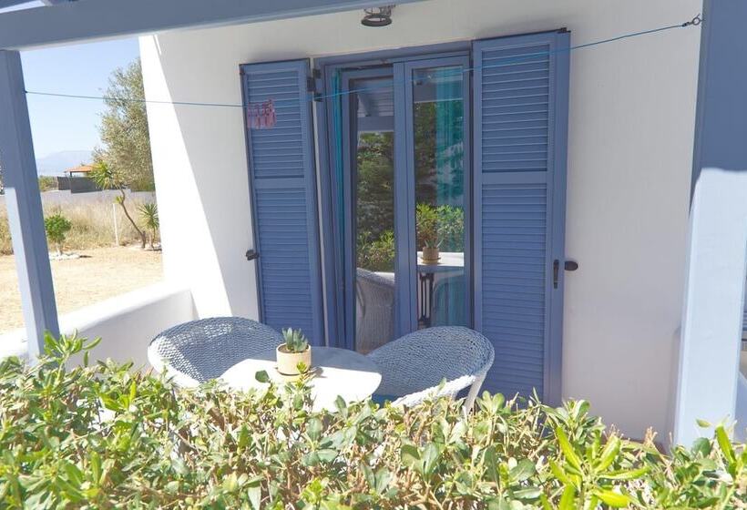 هتل Aquarius Village Agistri