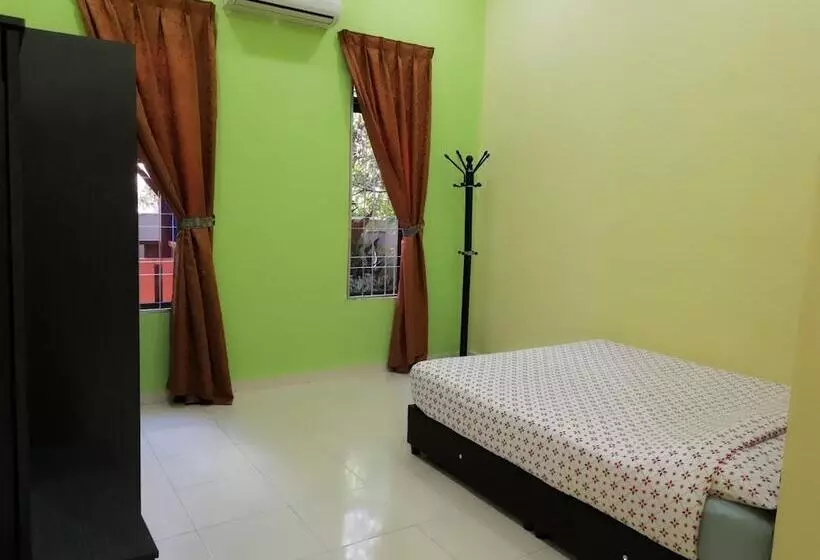Hotelli Arrayyan Guesthouse & Homestay