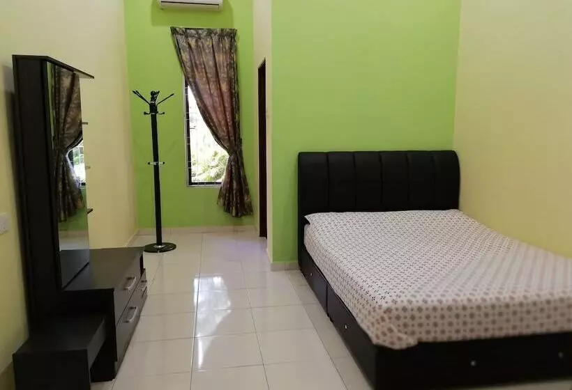 Hotelli Arrayyan Guesthouse & Homestay