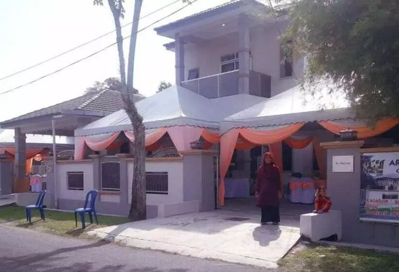 Hotelli Arrayyan Guesthouse & Homestay
