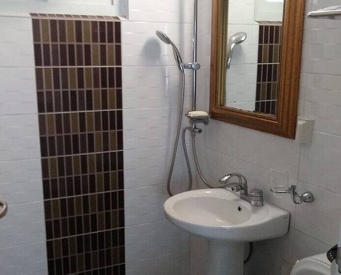 فندق As First Time Pension