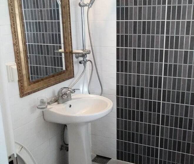 فندق As First Time Pension