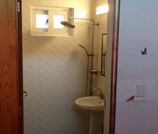 فندق As First Time Pension