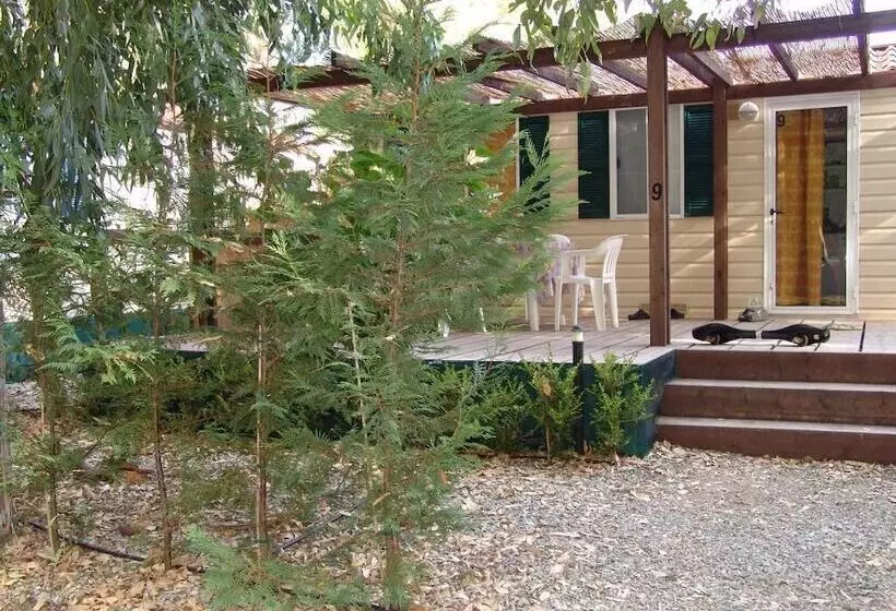 Hotelli Batuca Village & Camping