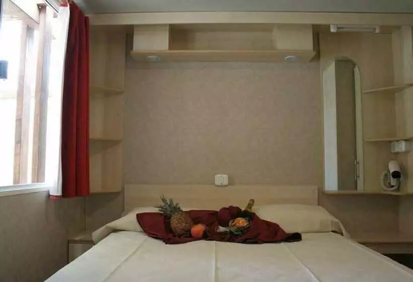 Hotelli Batuca Village & Camping