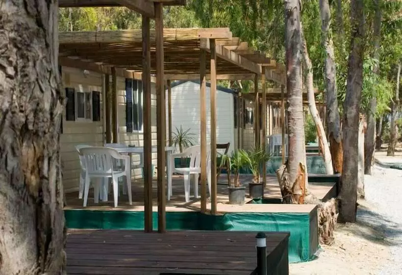 Hotelli Batuca Village & Camping