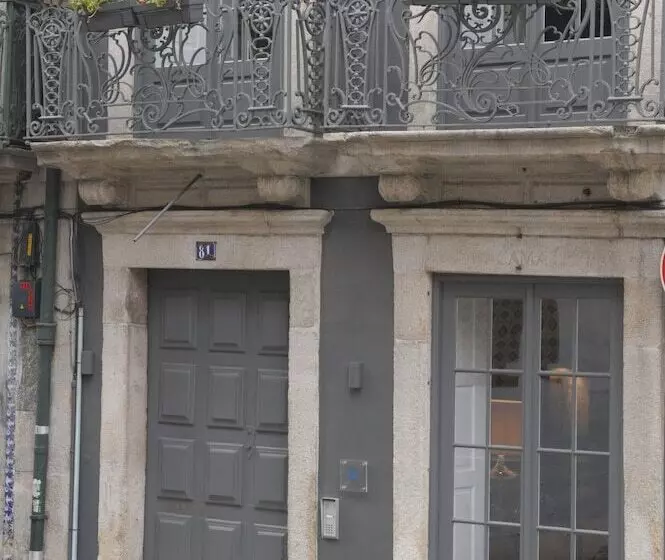 هتل Mo House