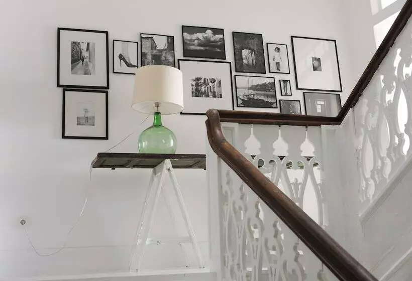 هتل Mo House