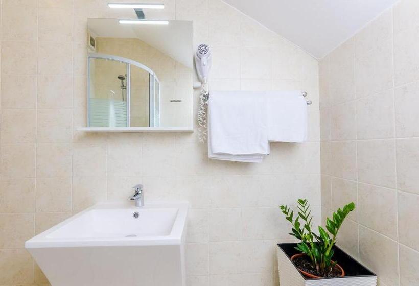 בית מלון כפרי Pansion Srebreno