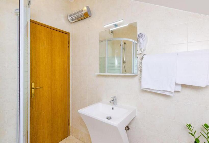 בית מלון כפרי Pansion Srebreno