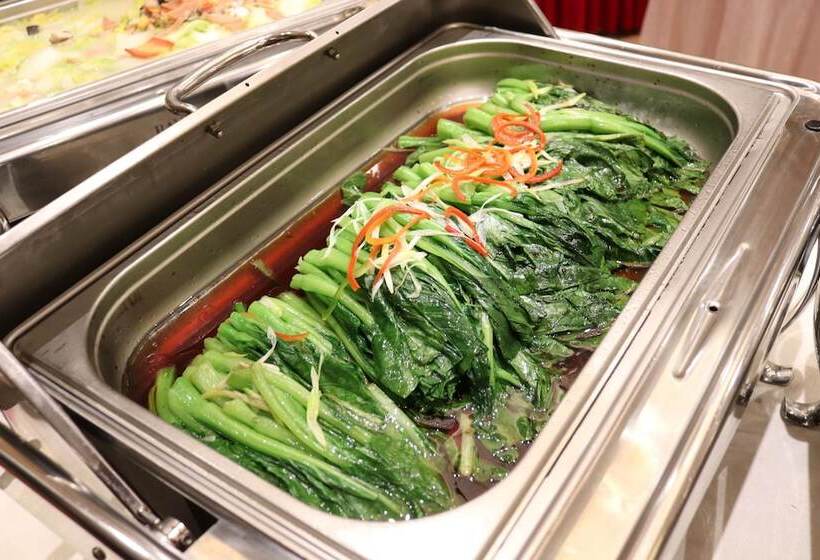 בית מלון כפרי Queensir International