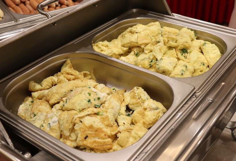 בית מלון כפרי Queensir International